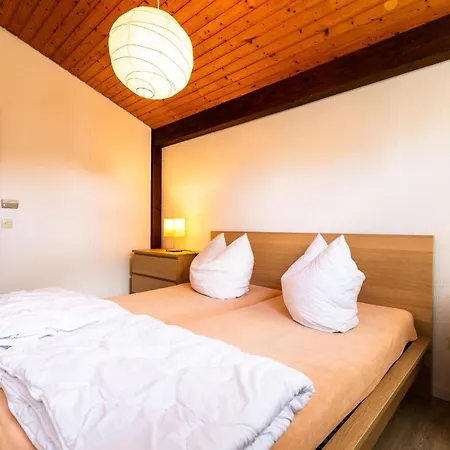 Ferienwohnpark Satteldachhaus Typ 9 Sd 17 *